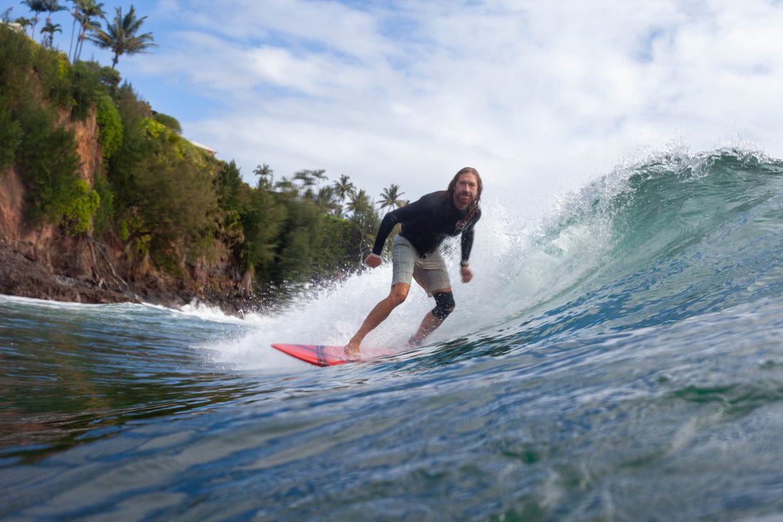 How to Dry Your Wetsuit in Winter (And the Mistakes That Age It Fast) - Flatrock Surf